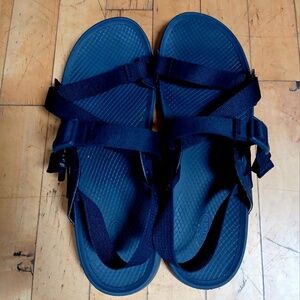 Women’s Chaco Lowdown Strappy Sandal size 11